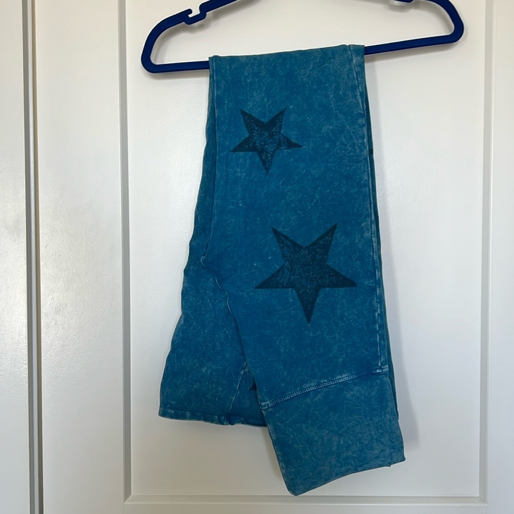 Party Blue Mineral Wash Star Flair Leggings